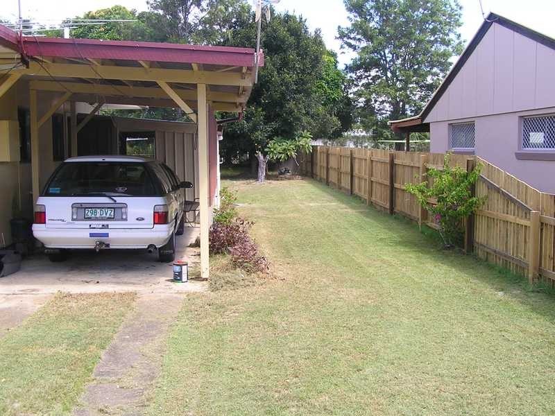 14 Lalroy Street, Beachmere QLD 4510