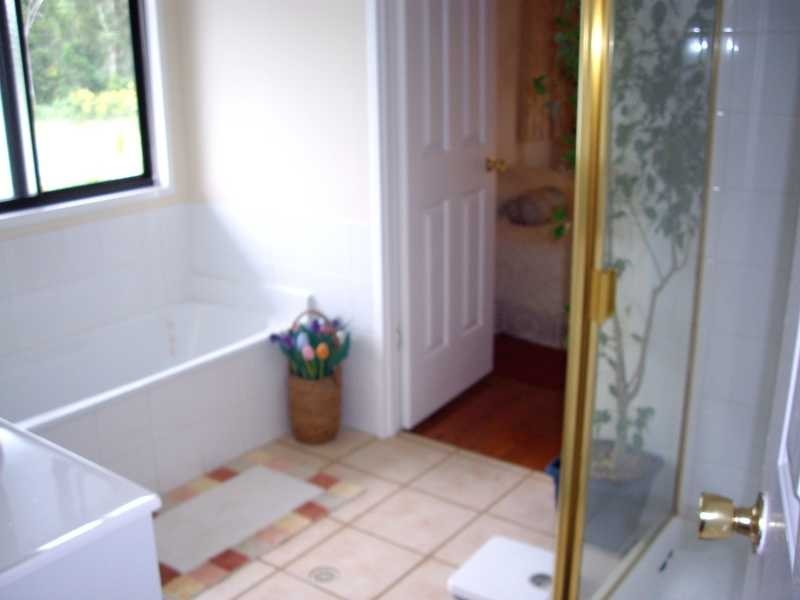 15 Saint Smith Road, Beachmere QLD 4510