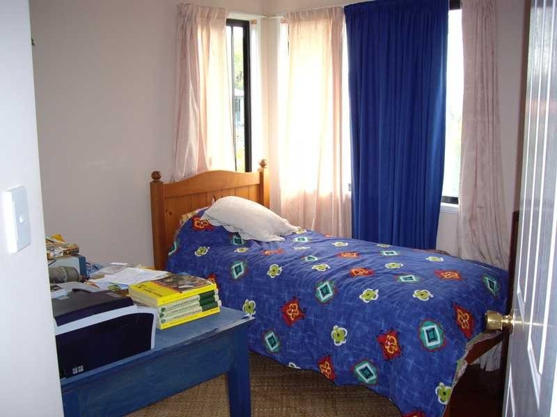 15 Saint Smith Road, Beachmere QLD 4510