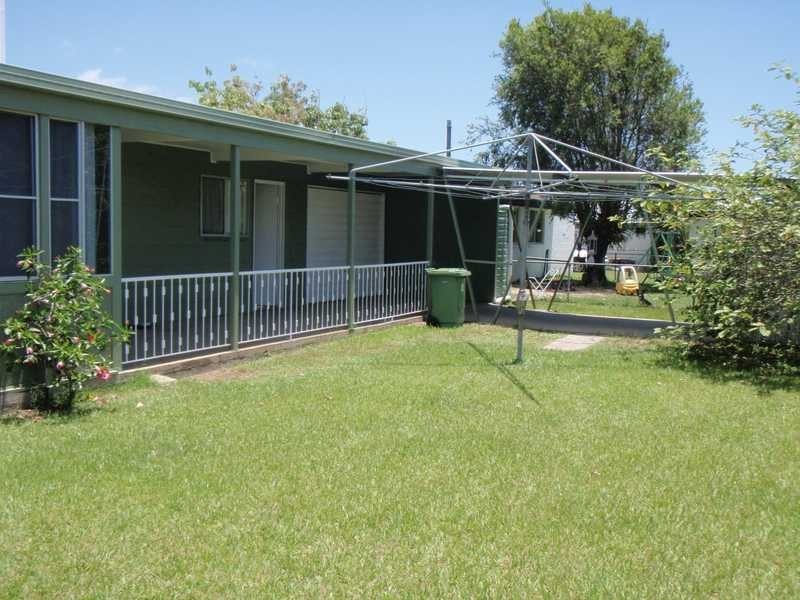 13 Trevor Street, Beachmere QLD 4510