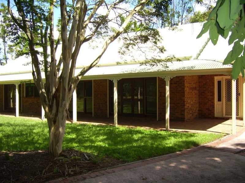 37 Ann Maree Drive, Beachmere QLD 4510