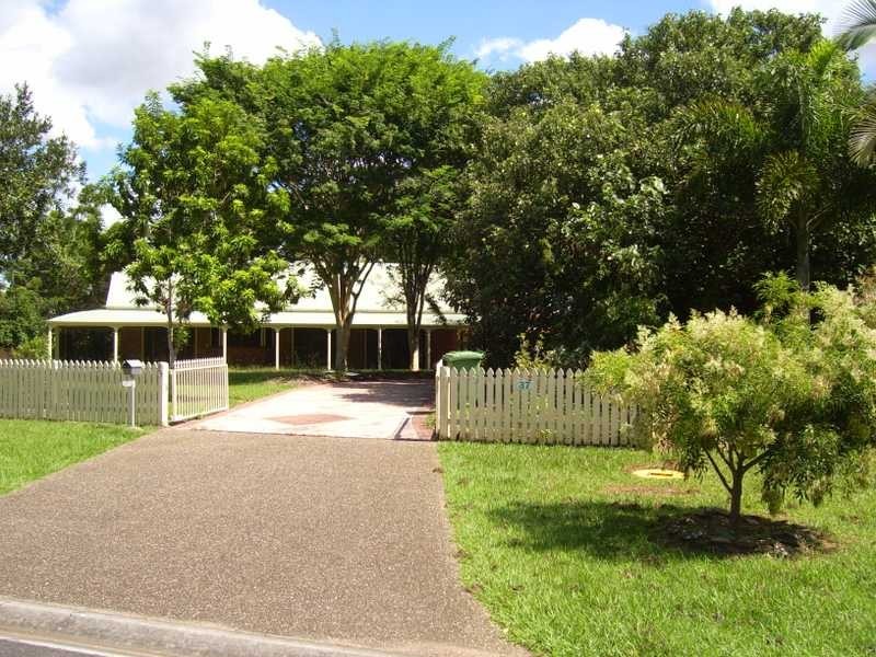 37 Ann Maree Drive, Beachmere QLD 4510