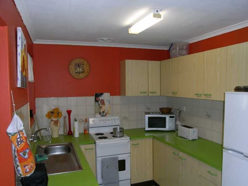 10 Moatah Drive, Beachmere QLD 4510
