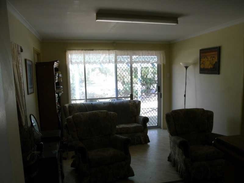 10 Moatah Drive, Beachmere QLD 4510