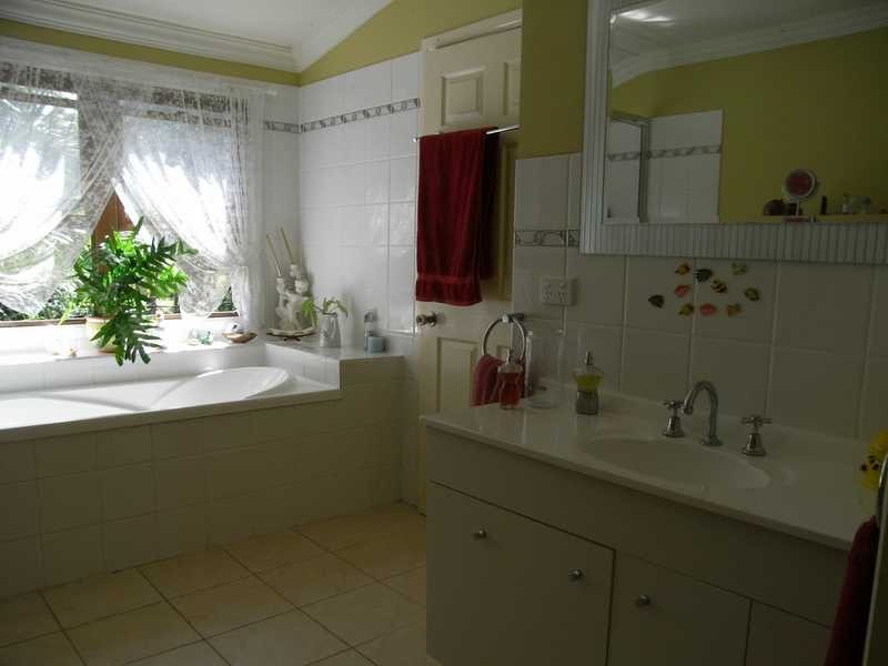 191 Campbell Parade, Beachmere QLD 4510