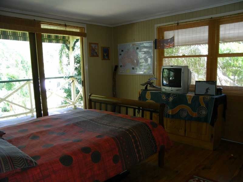 191 Campbell Parade, Beachmere QLD 4510