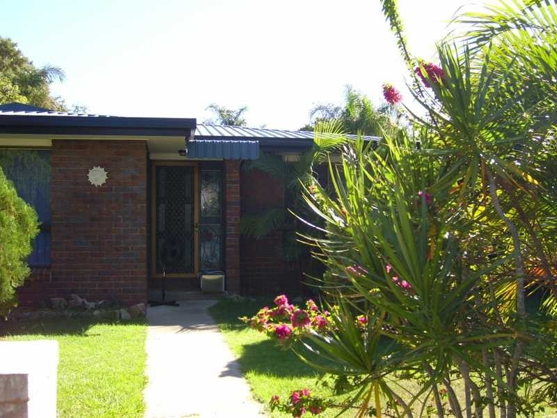 29 Gillian Street, Beachmere QLD 4510