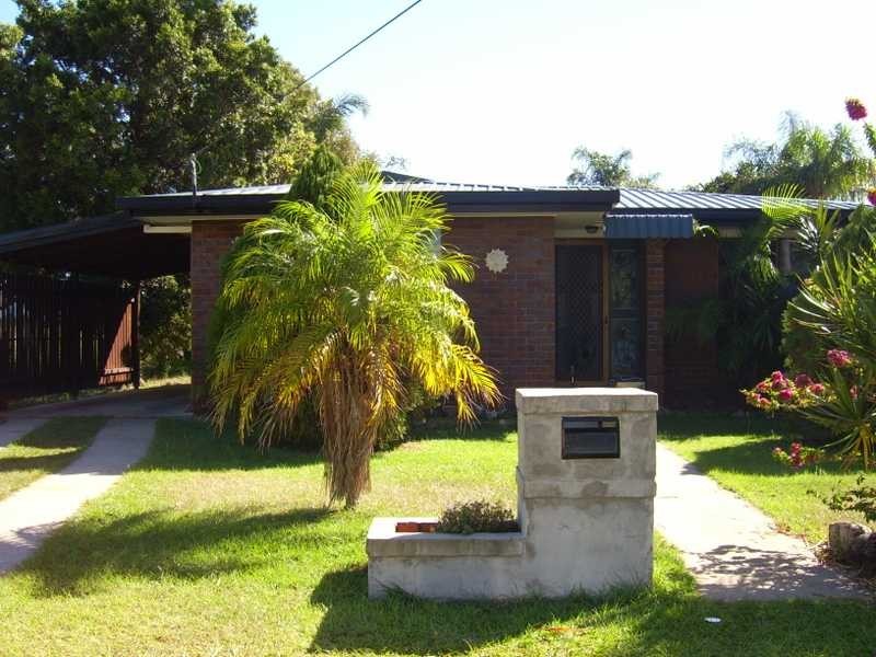 29 Gillian Street, Beachmere QLD 4510