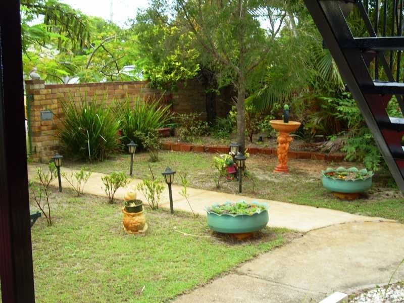 16 Fiona Street, Beachmere QLD 4510