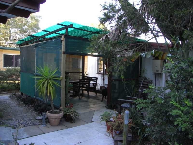 1 Savage Street, Beachmere QLD 4510