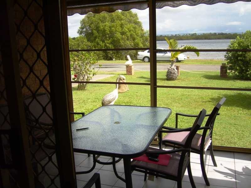3 Timothy Esplanade, Beachmere QLD 4510