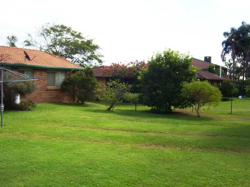 3 Timothy Esplanade, Beachmere QLD 4510
