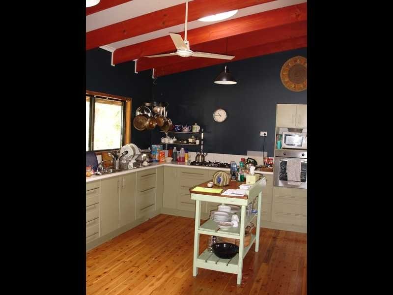 200 Campbell Parade, Beachmere QLD 4510