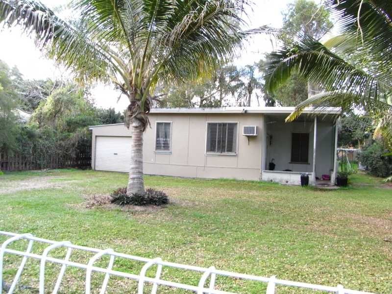 9 Amies Street, Beachmere QLD 4510