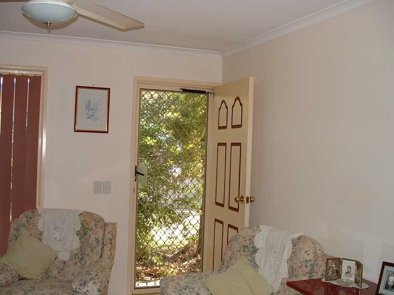 Unit 2/ 4 Margaret Street, Beachmere QLD 4510