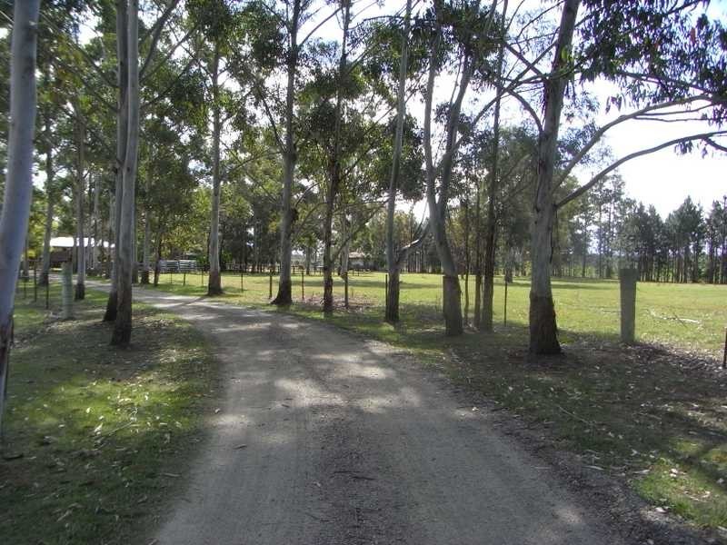 67 Newman Road, Beachmere QLD 4510