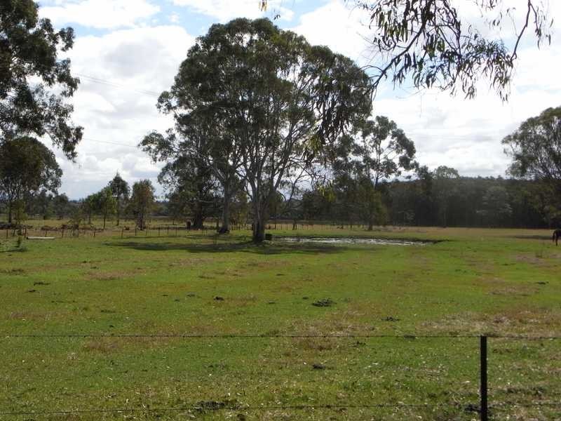 67 Newman Road, Beachmere QLD 4510