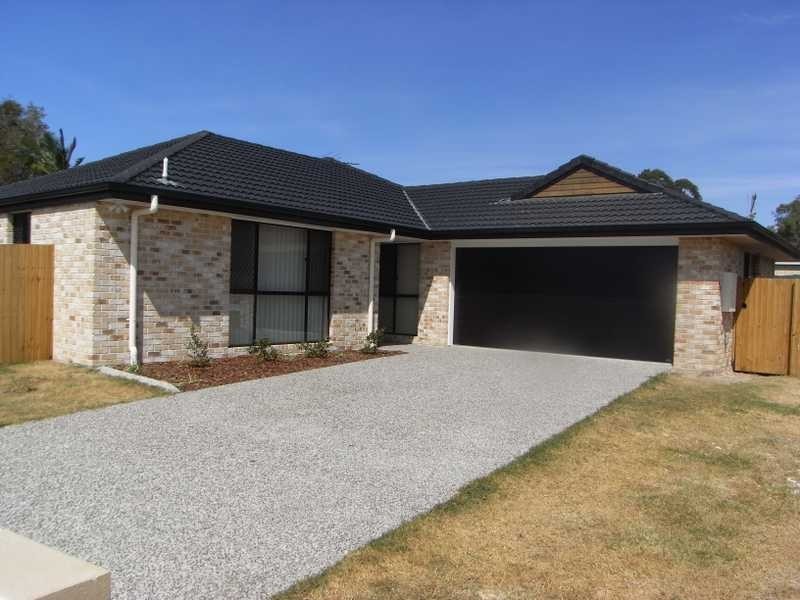 8 Dixon Court, Beachmere QLD 4510