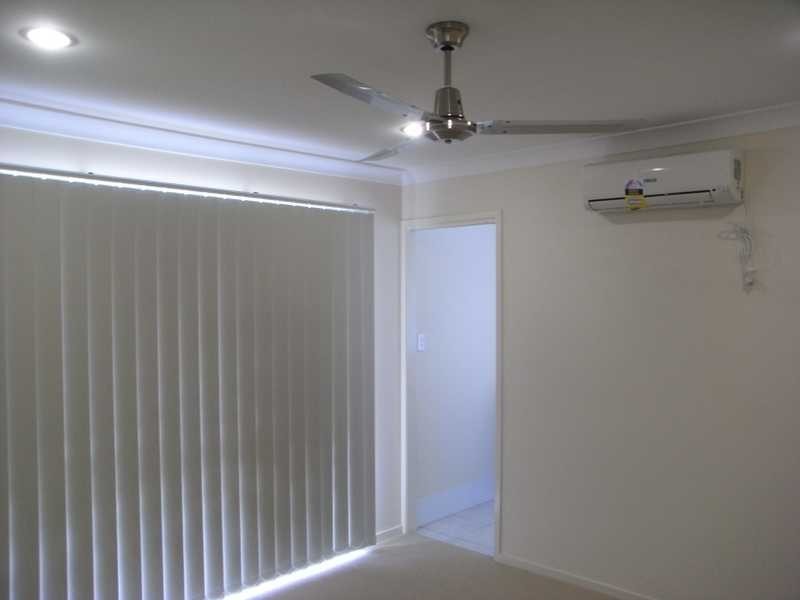 8 Dixon Court, Beachmere QLD 4510