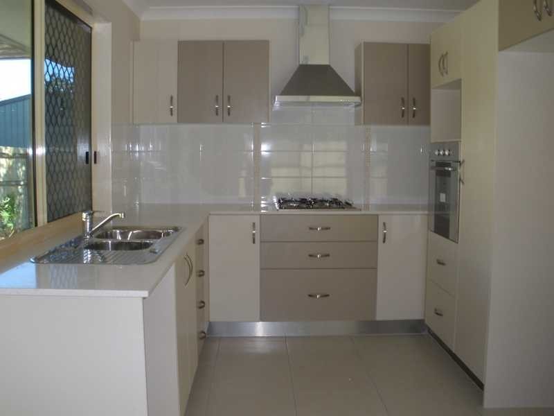 Unit 4/143 Bishop Road, Beachmere QLD 4510