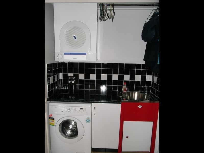 4 Moreton Tce, Beachmere QLD 4510