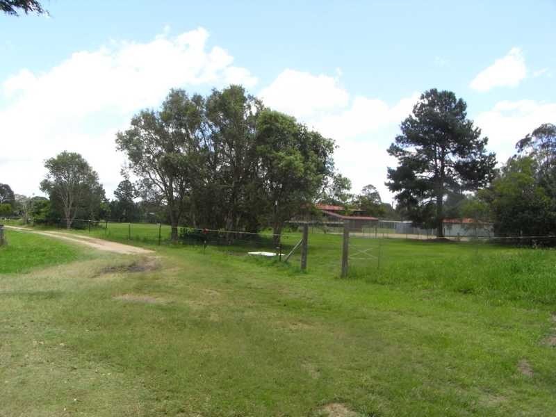 14-26 Murray Court, Beachmere QLD 4510