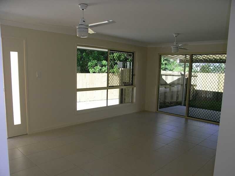 Unit 2/143 Bishop Road, Beachmere QLD 4510