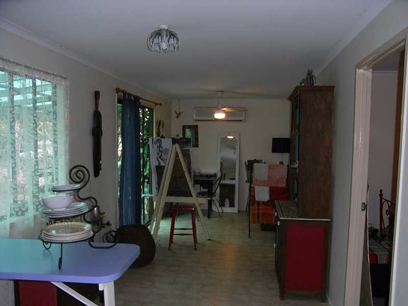 25 Trevor, Beachmere QLD 4510