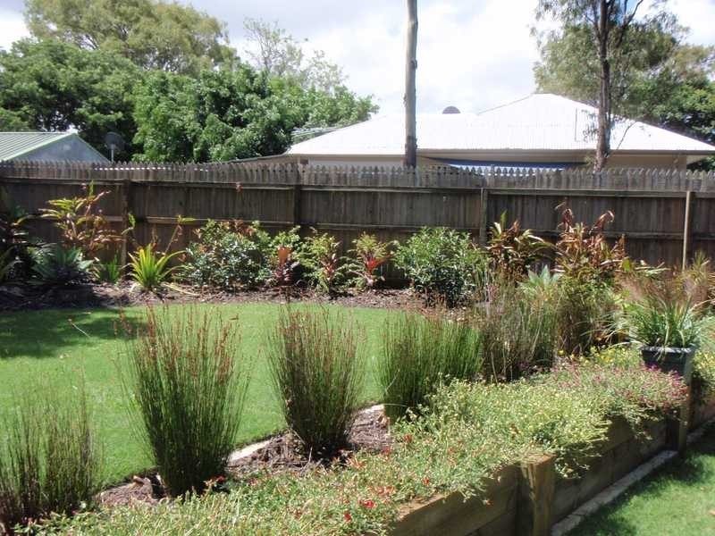 4 Moreton Tce, Beachmere QLD 4510