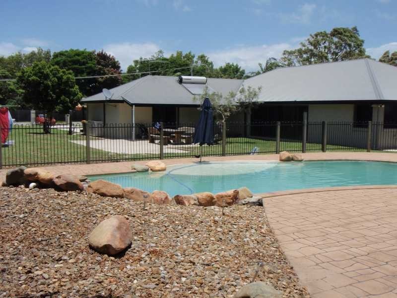 3 Blaney Street, Beachmere QLD 4510