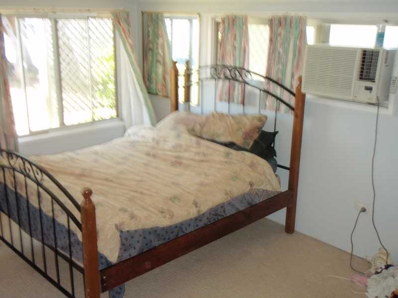 79 Biggs Ave, Beachmere QLD 4510