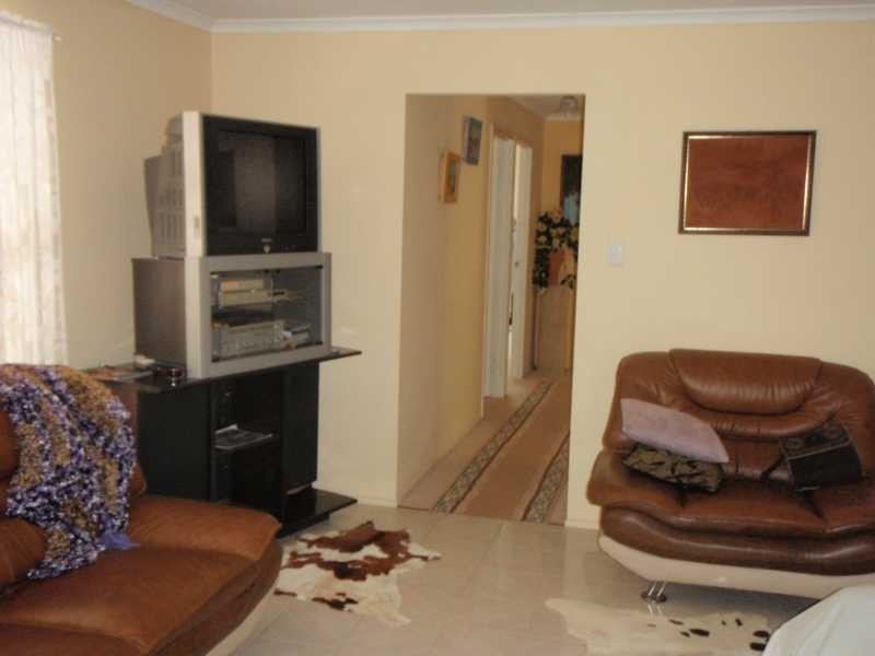 189 Moreton Tce, Beachmere QLD 4510