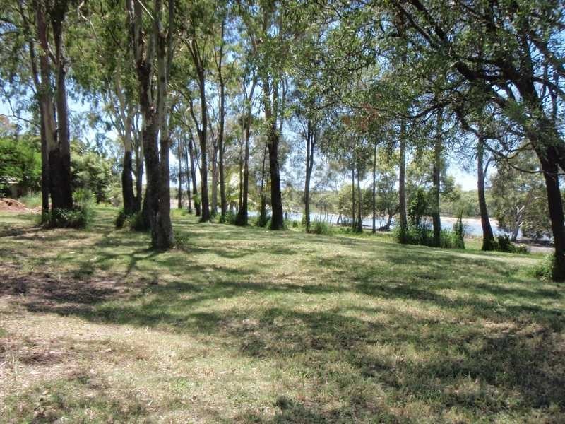 189 Moreton Tce, Beachmere QLD 4510