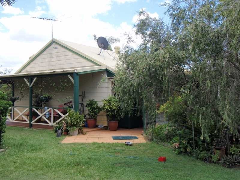 40 Bellay Road, Beachmere QLD 4510