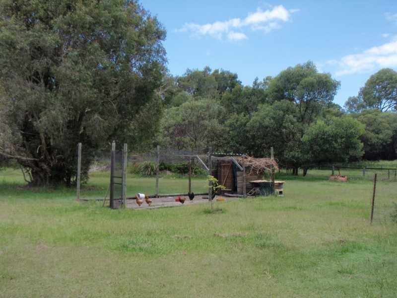 40 Bellay Road, Beachmere QLD 4510