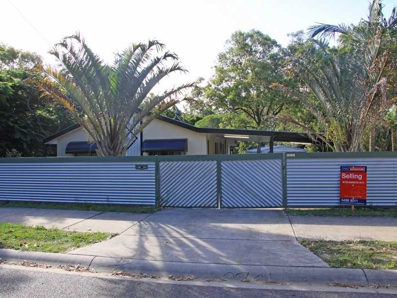 86 Bishop Road, Beachmere QLD 4510