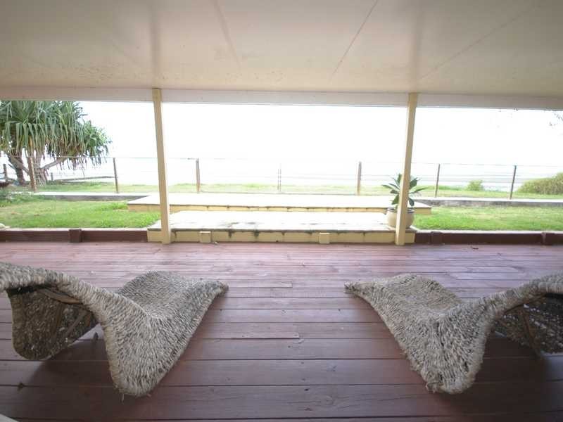 27 Grace Street, Beachmere QLD 4510