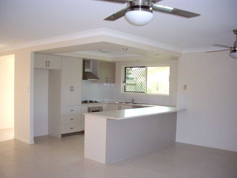 13 Kunde Street, Beachmere QLD 4510