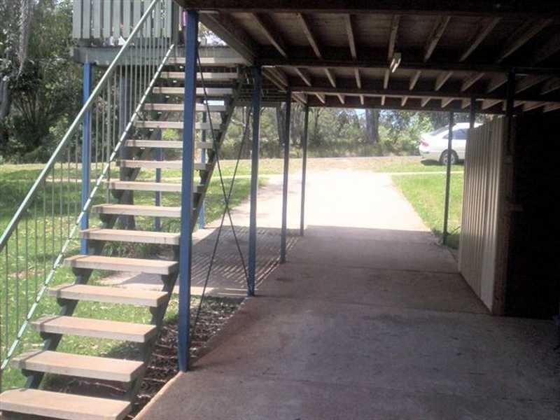 126 Lucas Drive, Lamb Island QLD 4184