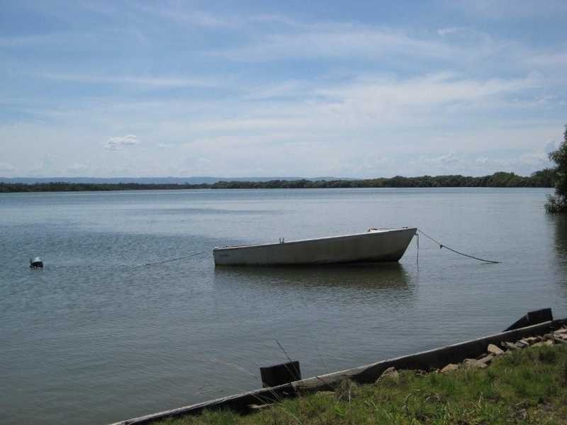 2 Timothy Esplande, Beachmere QLD 4510