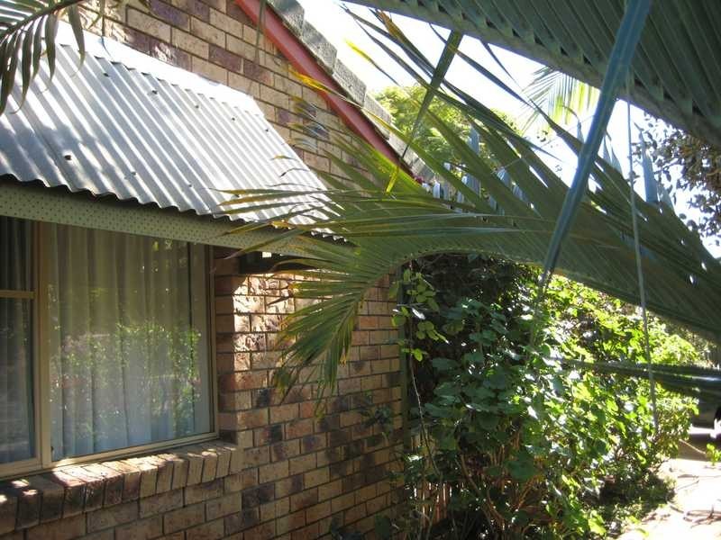 12 James Road, Beachmere QLD 4510