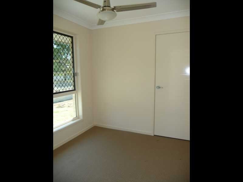 865 Beachmere Road, Beachmere QLD 4510