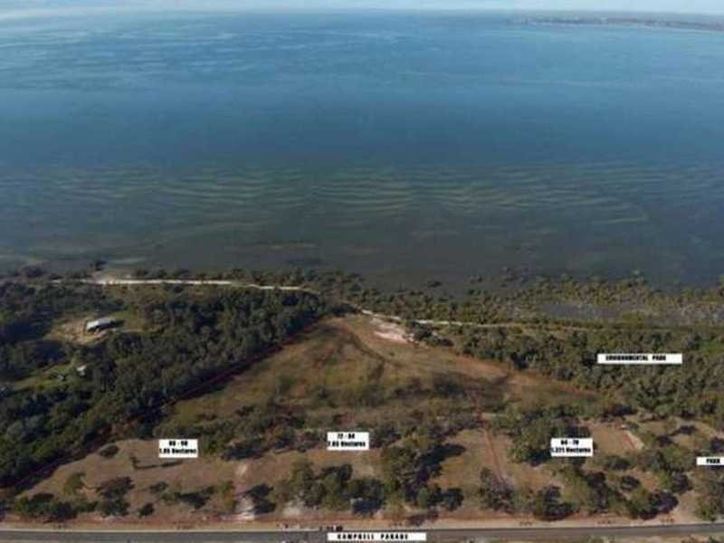 86 Campbell Parade, Beachmere QLD 4510