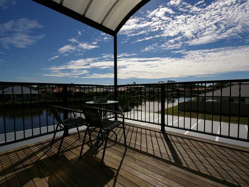 68 Biggs Avenue, Beachmere QLD 4510