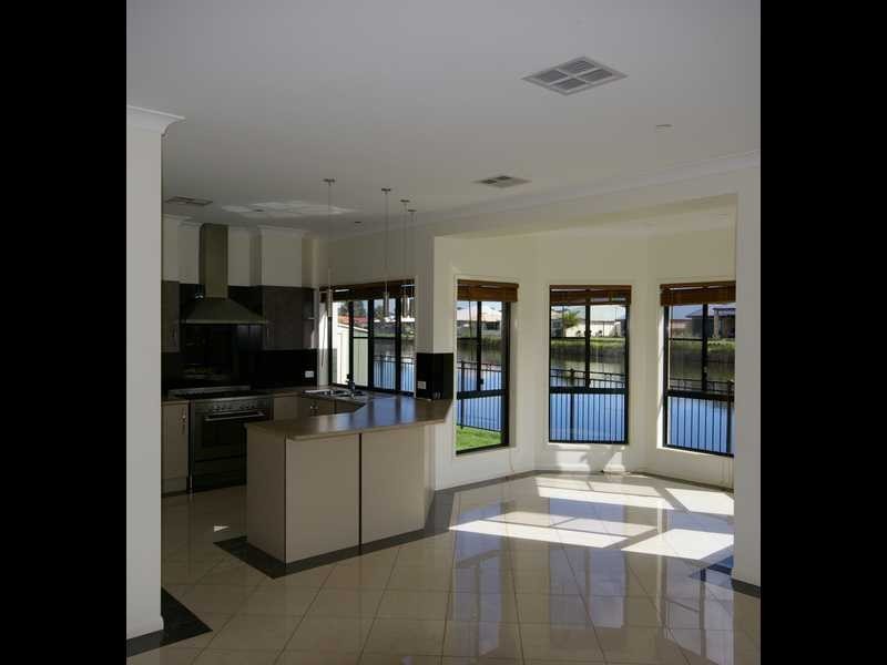 68 Biggs Avenue, Beachmere QLD 4510
