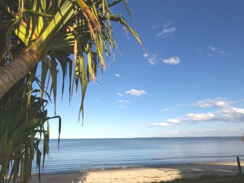 18 Grace Street, Beachmere QLD 4510