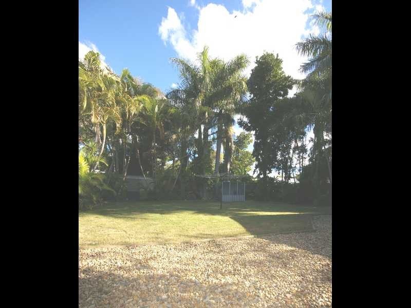 18 Grace Street, Beachmere QLD 4510