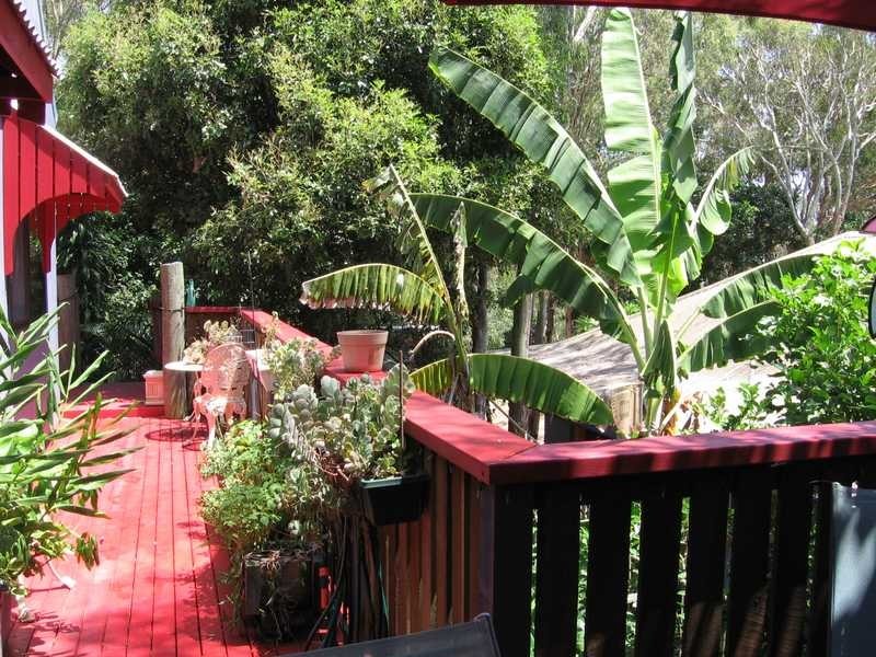 98 Bayside Drive, Beachmere QLD 4510