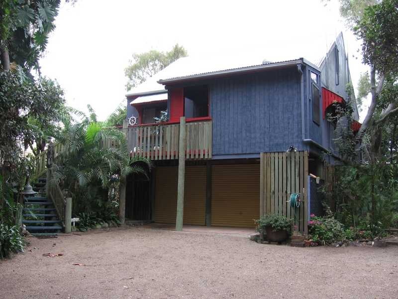 98 Bayside Drive, Beachmere QLD 4510