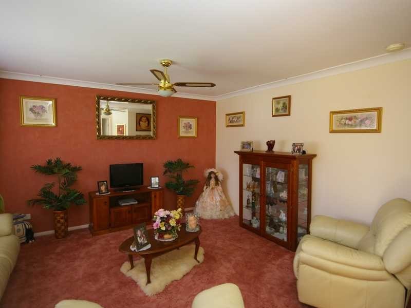 14 Gretel Drive, Beachmere QLD 4510
